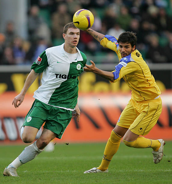 的队伍之一 的队伍之一