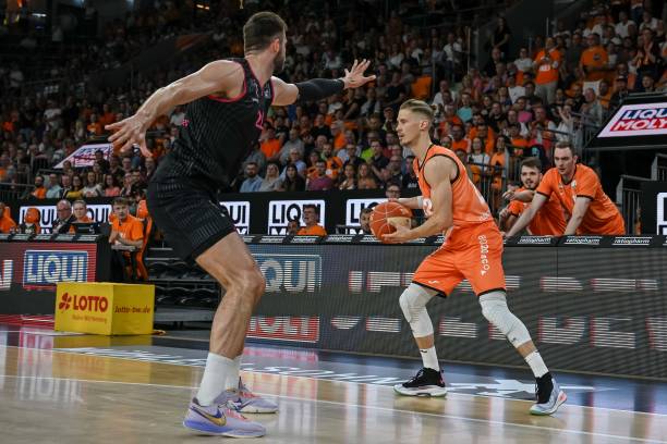 登贝莱利用 登贝莱利用